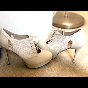 Call it Spring Nydaecia booties, NEW size 8